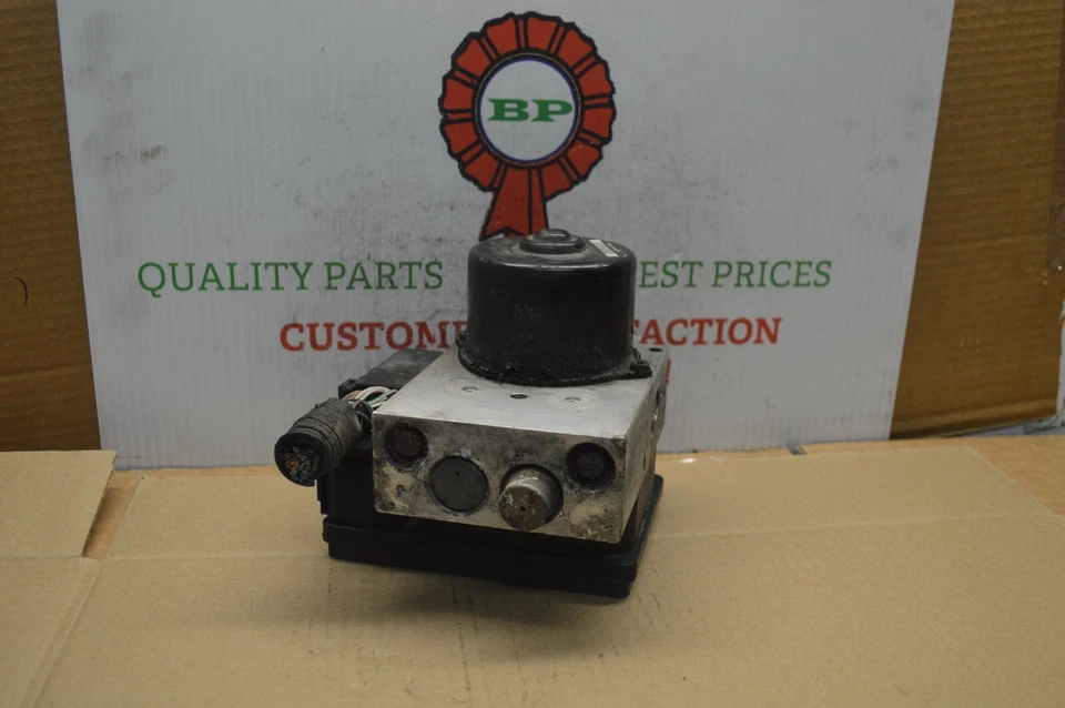 2005 Dodge Magnum 300 ABS Pump Control OEM P04779242AG Module 20-28C2 - Image 4 of 4