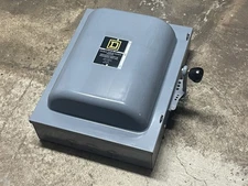 Square D 82343 100-Amp 600-VAC 250-VDC Double Throw Manual Transfer Switch 3-P