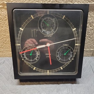 Vintage SUNBEAM Quartz Square Wall Clock Olympic 885 10 Humidity Barometer t11
