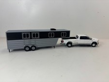 1/64 Horse Trailer Kit In color Model
