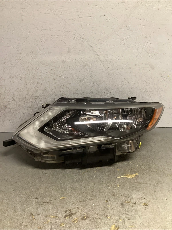 2017-2020 NISSAN ROGUE LEFT LH DRIVER SIDE HEADLIGHT OEM HALOGEN