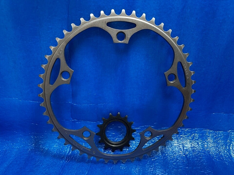 shimano dura ace FC-7710 njsクランク Shimano Dura Ace FC-7710 Octalink Track Crank Set (NJS)