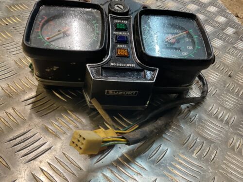 SUZUKI GS125 OROLOGI SPEEDO CONTAGIRI STRUMENTAZIONE LUCI 11K MIGLIA - Foto 4 di 4