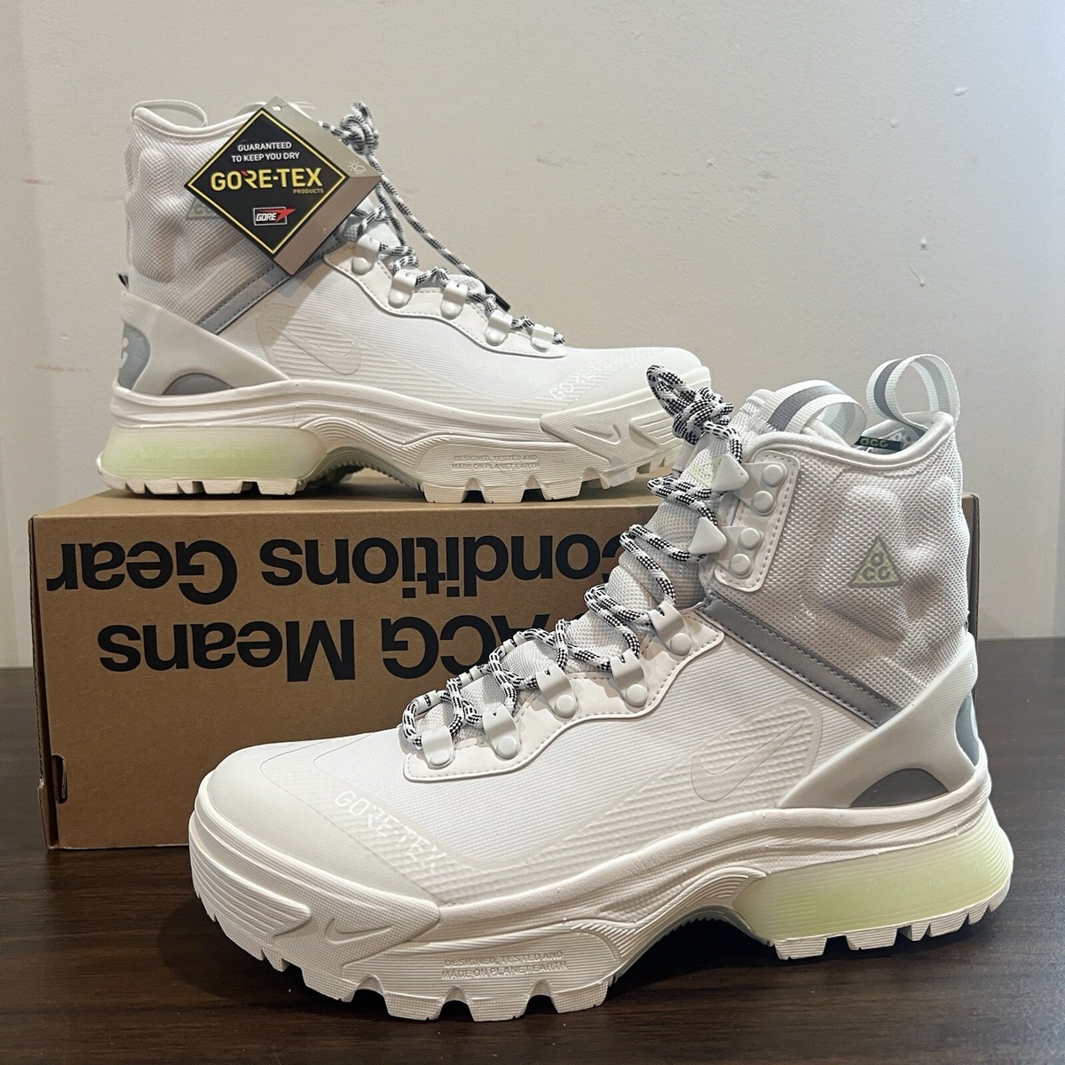 Nike ACG Air Zoom Gaiadome Gore-Tex White Hiking Boots Size Nike ACG Air Zoom Gaiadome Gore-Tex White Hiking Boots Size