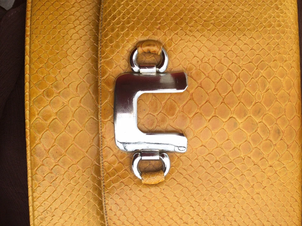 VINTAGE 60’s SUSAN LONDON YELLOW LEATHER HANDBAG DESIGNER STYLISH MOD - Image 4 of 4