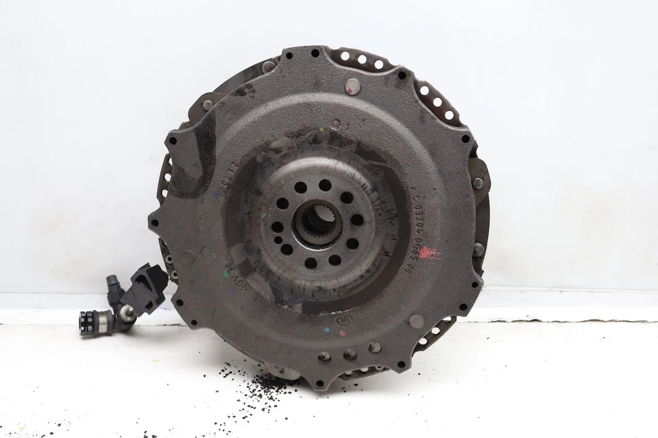 2011-2018 PORSCHE CAYENNE 3.0L - Clutch / Pressure Plate 95811601300 - Image 3 of 4
