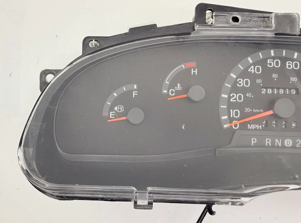 Medidores de cuadro de instrumentos velocímetro furgoneta de carga Ford E150 E250 E350 OEM 01-03 Foto 2 de 4