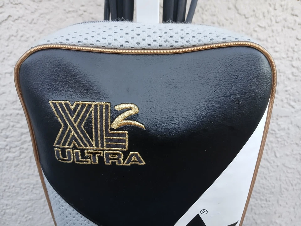 Oreck XL 2 Ultra 3910H2B Vacuum Cleaner 40th Anniversary Edition Bags Belts - Image 3 of 4