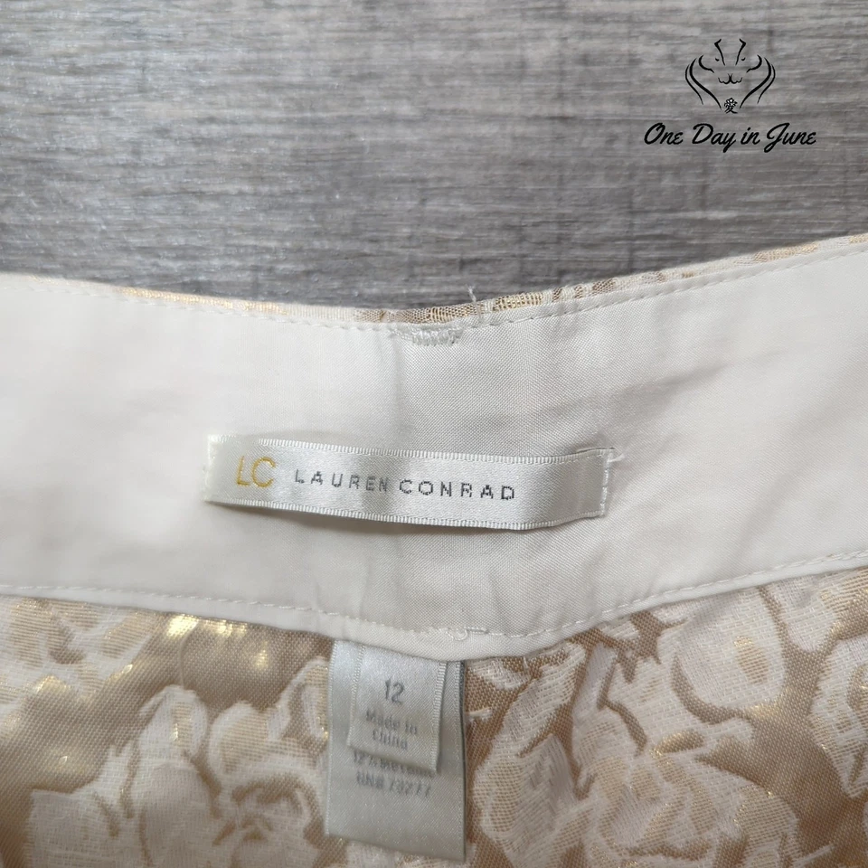 Pantalones cortos Lauren Conrad frente plano talla 12 Foto 2 de 4