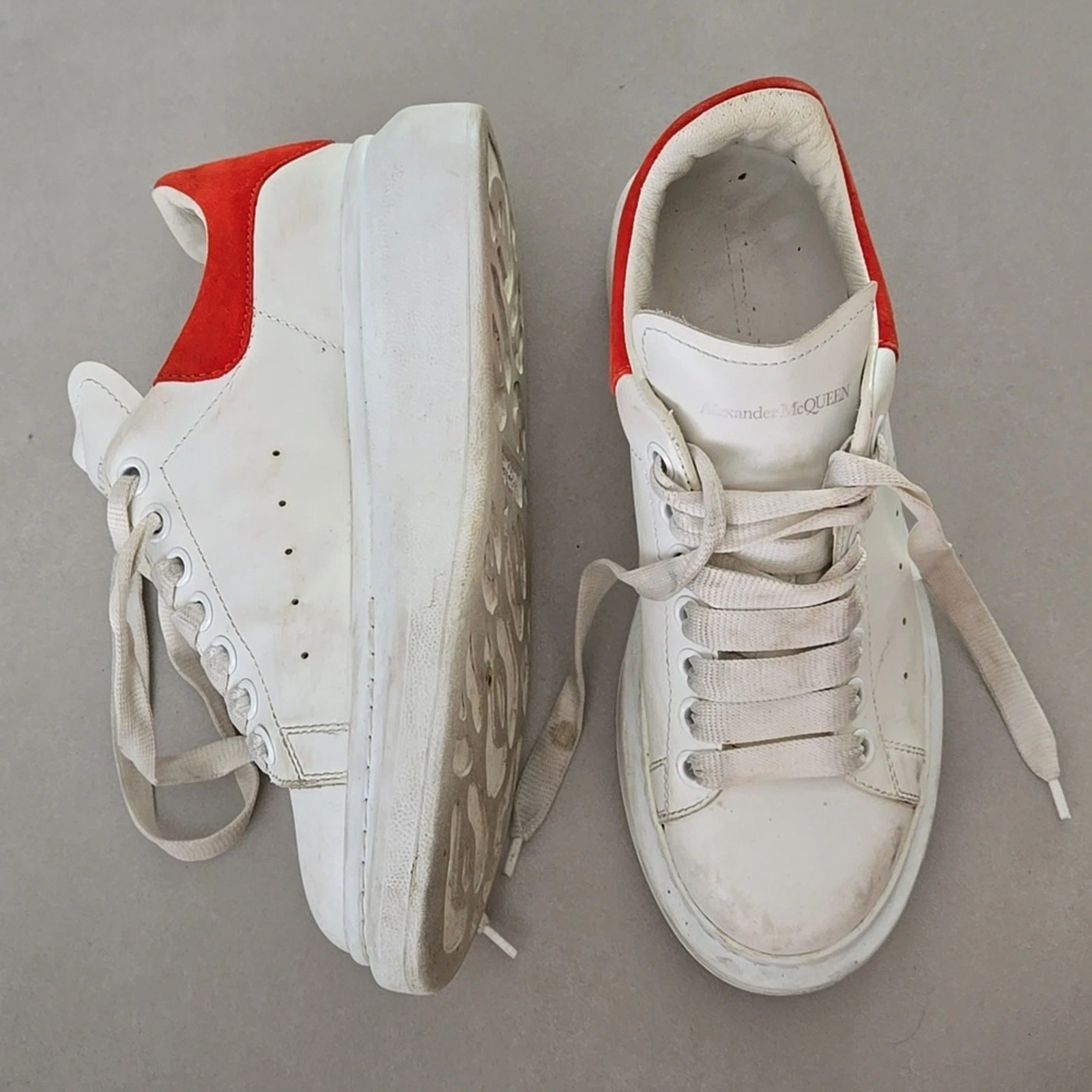Alexander McQueen — Alexander McQueen Woman's White Sneakers with Red Detail Size 37.5