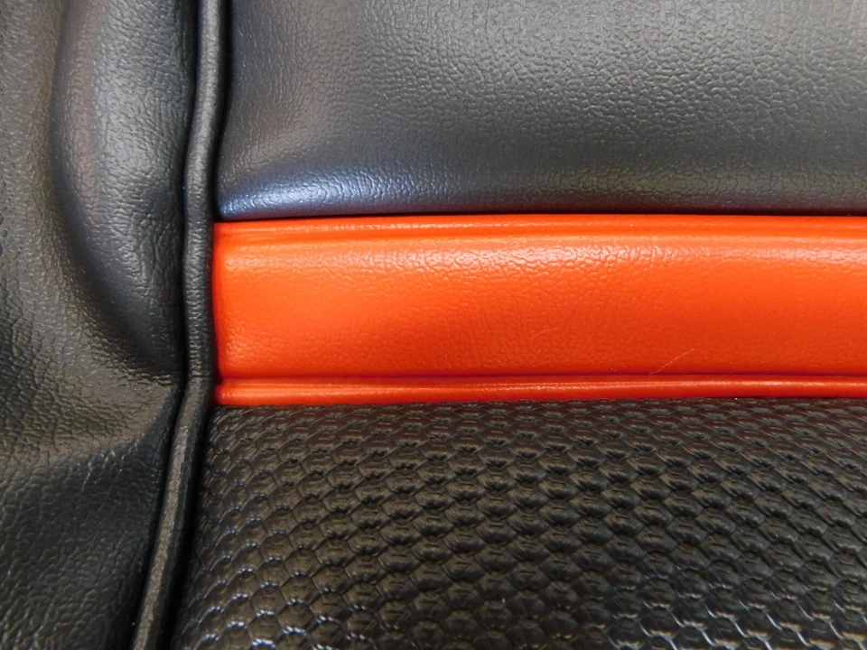 Nova reprodução 1969 Ford Mustang Mach 1 capas de assento dianteiro + traseiro com listras vermelhas - Imagem 4 de 4