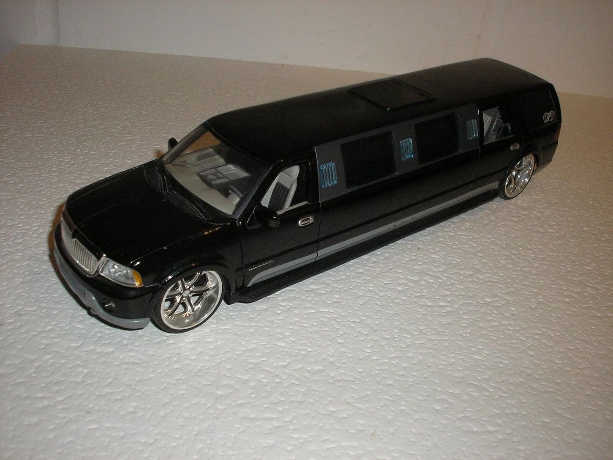 Diecast limousine online