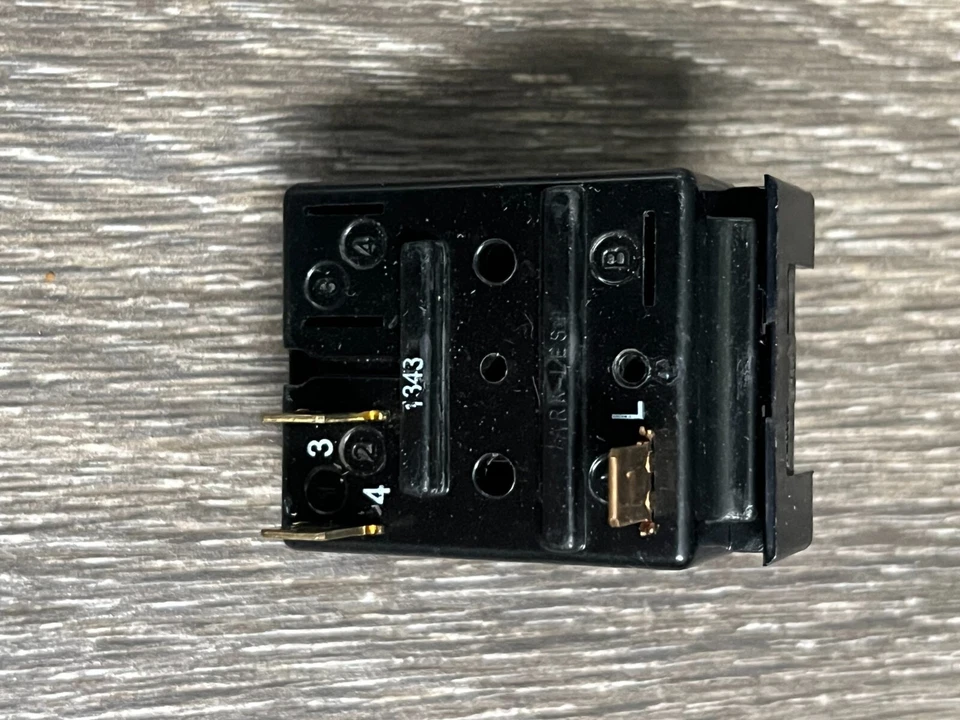 Speed Queen 洗衣机温度开关 35115 38239 5346 Amana #6 — 第 4/4 张图片