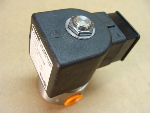 NEW Parker safety shutoff solenoid valve 24V 1/4" 40 psi 71215SN2VN 00N0D100B2 - Picture 5 of 9