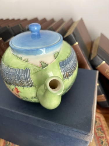 Old Tupton Ware Farmyard Animals Tea Pot / cow sheep chicken ducks, New Boxed - Picture 3 of 12