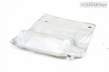 AUDI A4 QUATTRO 2017-2023 ESCAPE TRASERO DERECHO PROTECTOR PLACA OEM