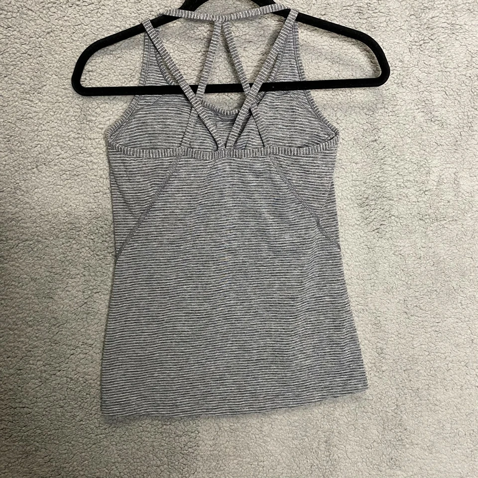 Camiseta sin mangas deportiva gris gris GAP FIT sin mangas a rayas para mujer talla XS       Foto 2 de 4