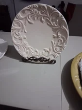 GG COLLECTION Acanthus Pattern Serving Plater Comes With Stand