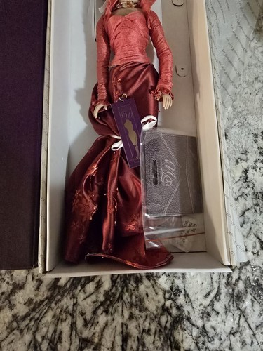 Robert Tonner Tyler Wentworth Collection Cinnabar Dressed Doll & Outfit TW-1304 - Picture 2 of 24