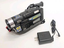 JVC GR-AXM241 Compact VHS Camcorder Powers On  Charges PARTS ONLY 