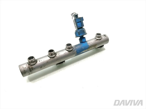 Audi A6 Kraftstoffeinspritzschiene 2.7 TDI Diesel 132kW (180 HP) 059130089AA