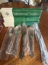 International Silver American Bead Stainless Flatware Silverware 5-Piece Setting