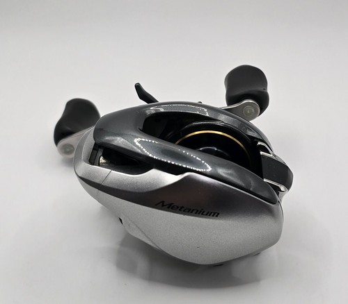 Shimano 13 Metanium Baitcast Reel Right Hand from Japan - Picture 3 of 14