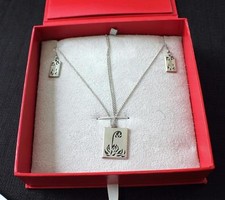 New Box Signed Silvertone TULIP Etched Set Pendant on 18" Chain Pierced Earrings