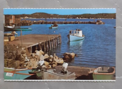 Postkarte: Eine typische Fischerhafenszene in Nova Scotia, Kanada