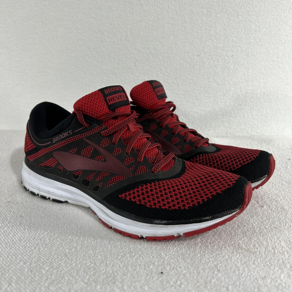 Brooks Revel Knit Red Black Running Shoes - Men’s Size 11 Medium Width (D)