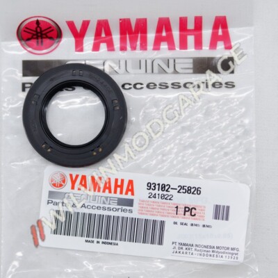 アクセサリー Roll Genuine Yamaha XMAX 250/300 2017-2023 Rear Pulley Oil Seal 93102