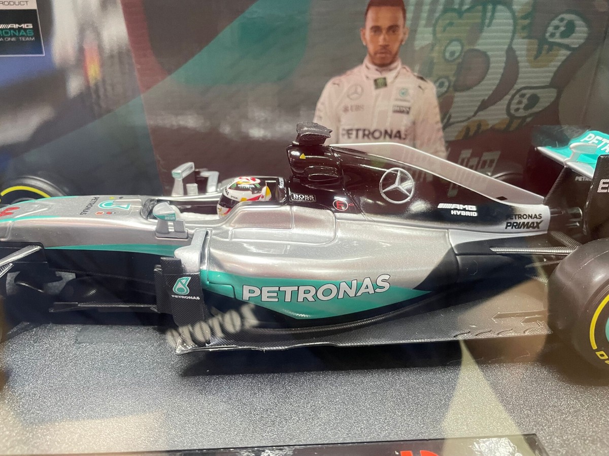 【希少品】MINICHAMPS Mercedes F1 W07 1:18 MERCEDES AMG W07 HYBRID NICO ROSBERG WINNER CHINESE GP WORLD