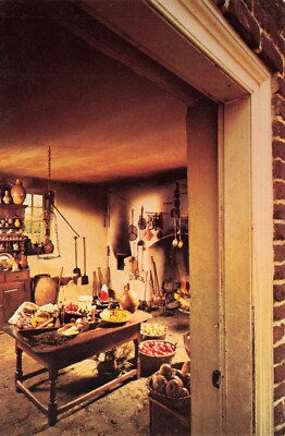Williamsburg Virginia Brush Everard House Kitchen Vintage Postcard Unposted
