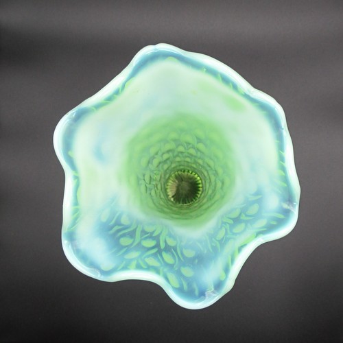 "Jarrón opalescente verde vintage Northwood 11,25" - Imagen 4 de 10