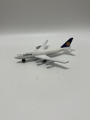 VTG Boeing 747-400 Schabak 921/33 Diecast Airplane  1:600 2006 Mattel