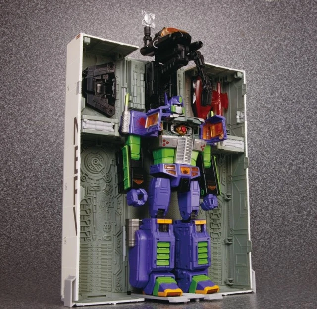 MP-10EVA Optimus Prime Convoy Evangelion Version and Trailer | Transformers Mast - Image 3 of 4