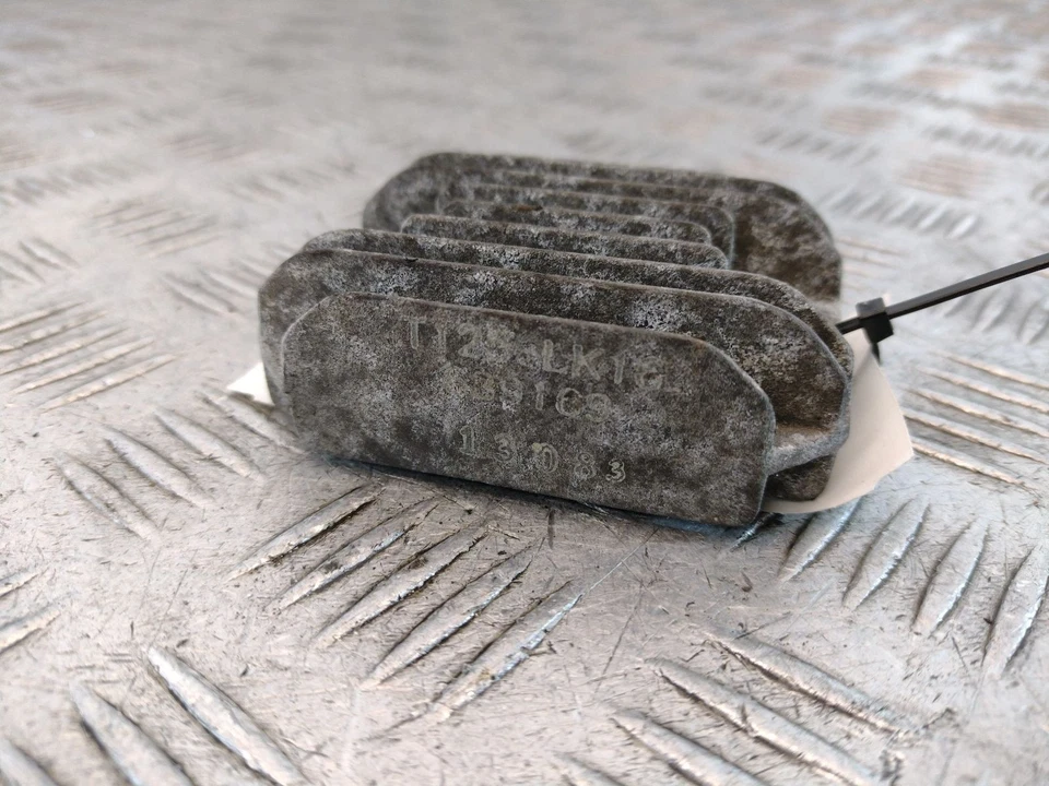 Piaggio Fly 2008 regulador rectificador Foto 3 de 4