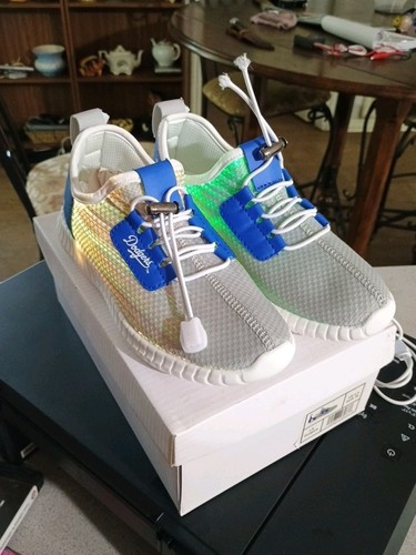 Jugendliche Los Angeles Dodgers niedrige leuchtende Schuhe - Bild 2 von 9