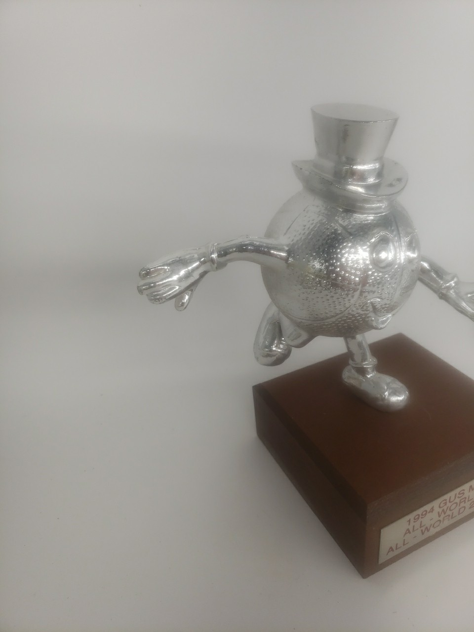 Picture 2 of 8