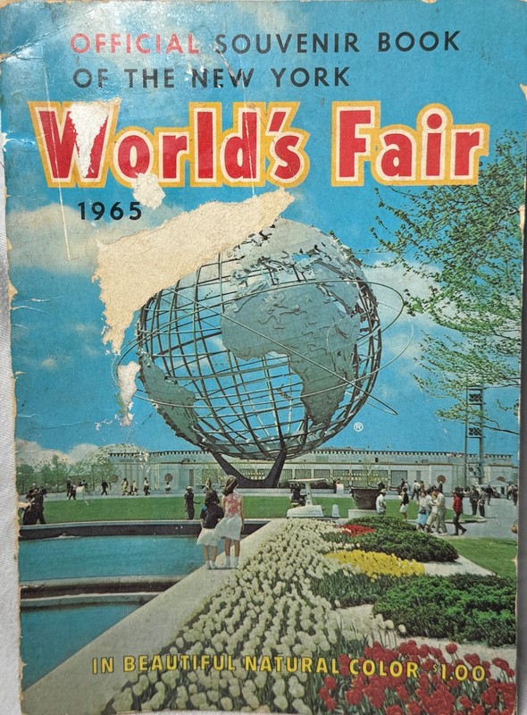 1965 OFFICIAL SOUVENIR BOOK OF THE NEW YORK WORLDS FAIR