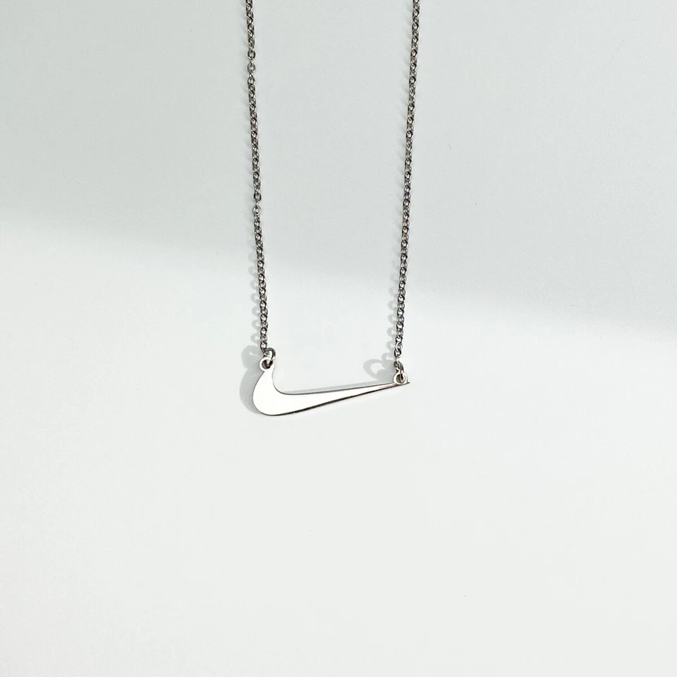 NIKE SWOOSH Halskette klein - gold / silber - neu - Geschenk - Bild 2 von 4