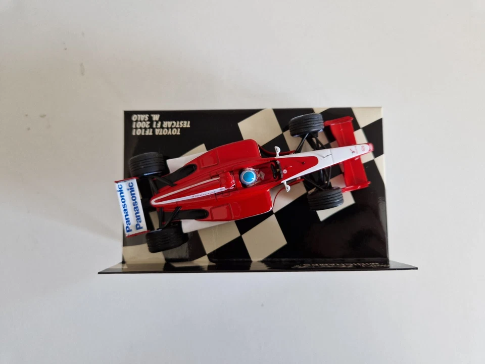 Minichamps 1/43 Toyota TF101 M. Salo - Testcar 2001 - 400010224 - Immagine 3 di 4