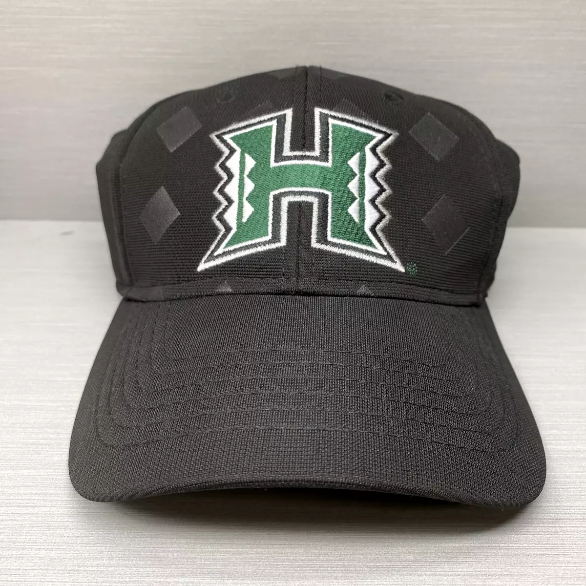NEW Hawaii Rainbow Warriors Hat Cap Strap Back Black Adjustable Football Mens