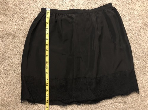 Black Lace A-line Skirt Forever 21 Size S NWT - Picture 4 of 5