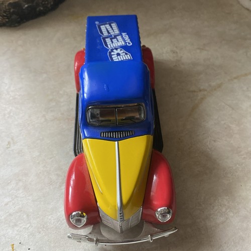 Pez Candy Truck Very Cute - Picture 2 of 3