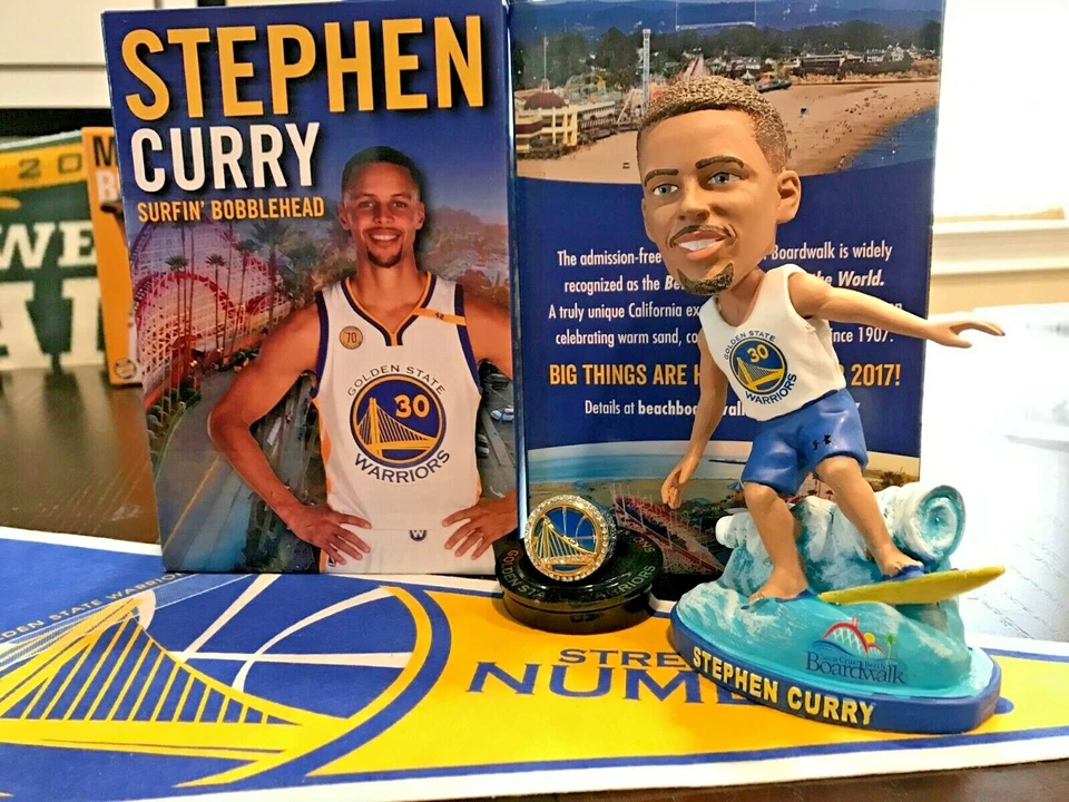 Stephen Curry Santa Cruz Surfin Bobblehead Golden State Warriors SGA NUEVO EN CAJA SIN ANILLO Foto 2 de 3