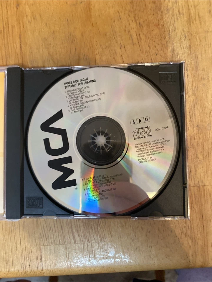 Three Dog Night Suitable For Framing US CD Early MCA Records Issue Made In Japan Foto 3 de 4