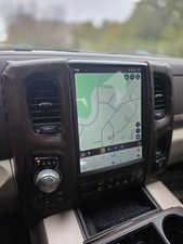 Pantalla MergeScreens Ram 2008-2021 estilo Tesla con CarPlay inalámbrico/Android automático
