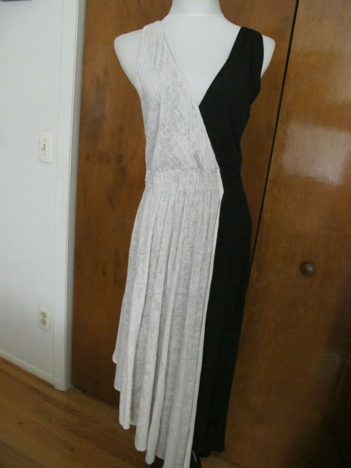 Picture 1 of 12