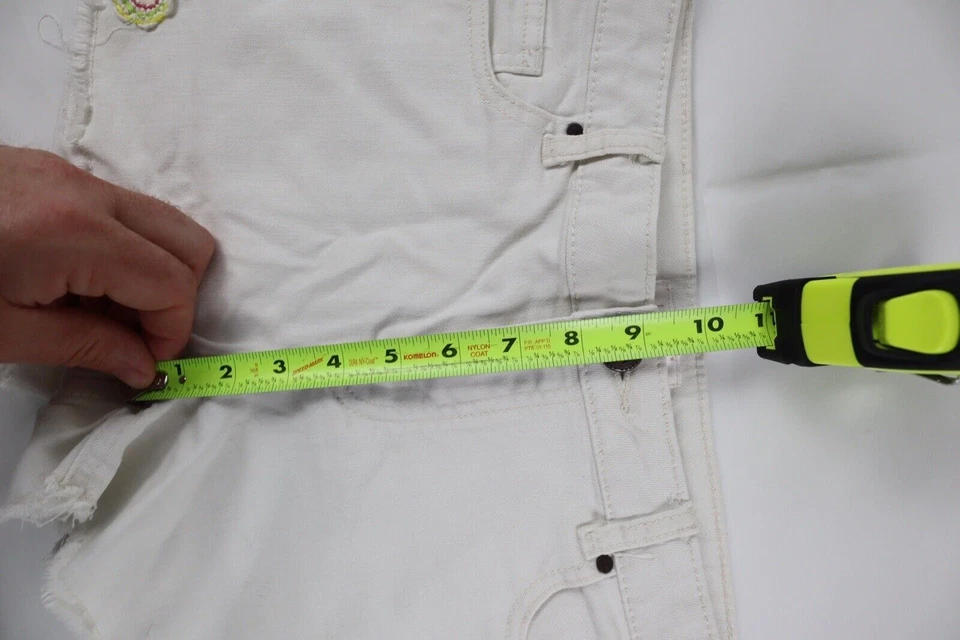 Pantalones Cortos Lauren Conrad Para Mujer 10 Vaqueros Blancos Crochet Diseño Floral Corte Foto 3 de 4